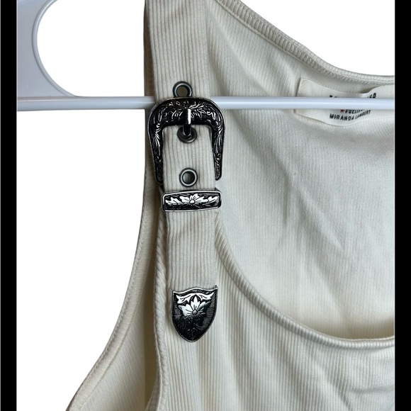 Idyllwind Women's Wylie Rib Knit Buckle Tank Western Rock & Roll Size XL - Picture 2 of 5